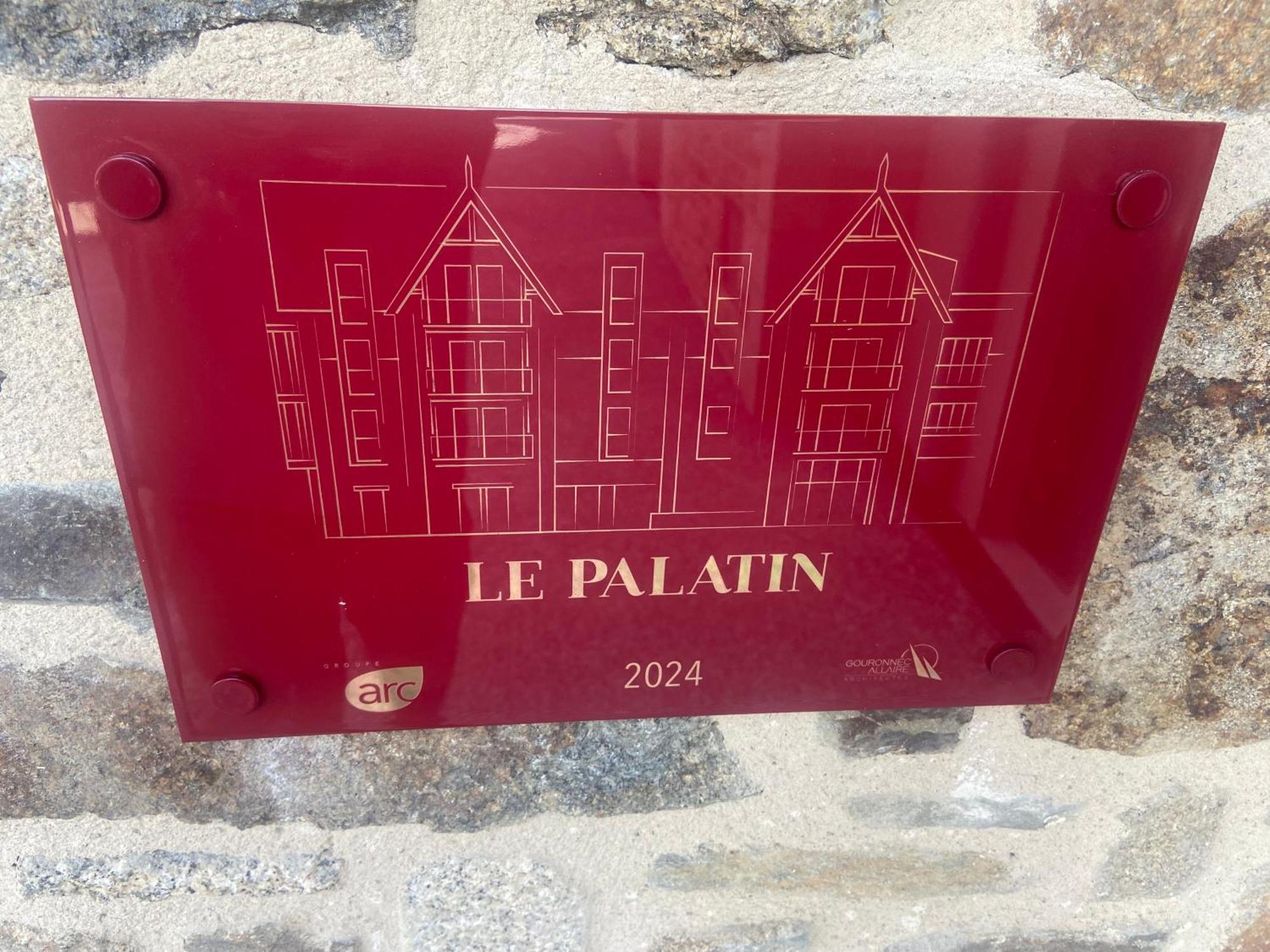 Le Palatin Parking Prive Tout Inclus 디나르 외부 사진